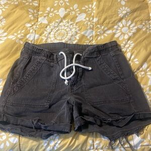 American eagle shorts size 12